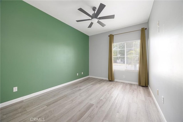 31460 Tulette Ln, Winchester, CA 92596 - unfurnished room with wood finished floors, ceiling fan, and baseboards