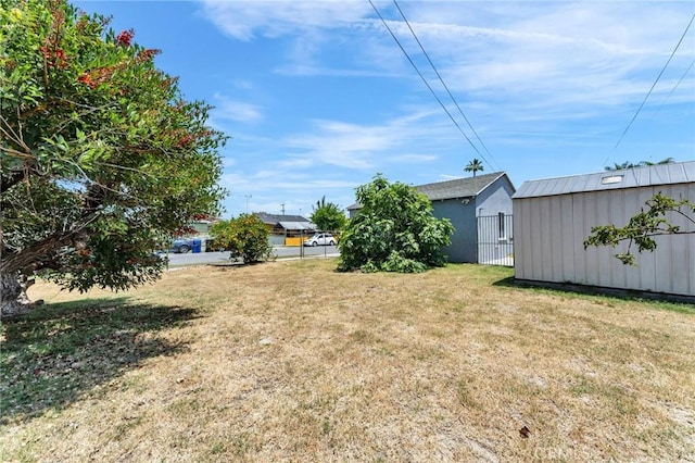 14403 S White Ave, Compton, CA 90221 - view of yard