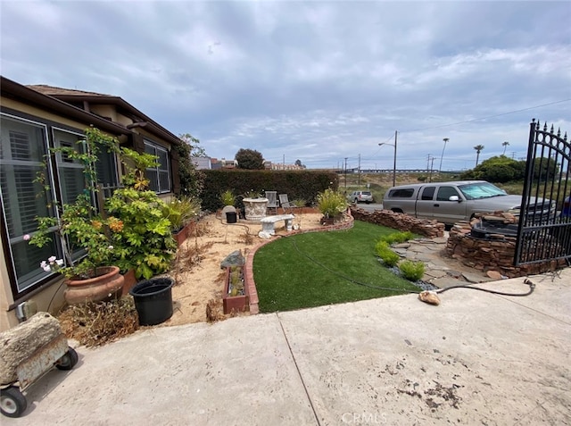 405 Waterview, Playa Del Rey, CA 90293 - view of green lawn
