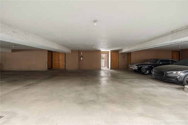 4511 Coldwater Canyon Ave, Studio City, CA 91604 - view of parking garage