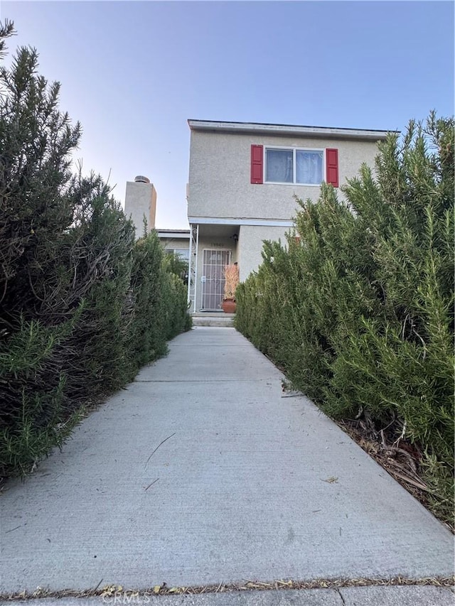 19549 Schoolcraft St, Reseda, CA 91335 - traditional-style home with stucco siding
