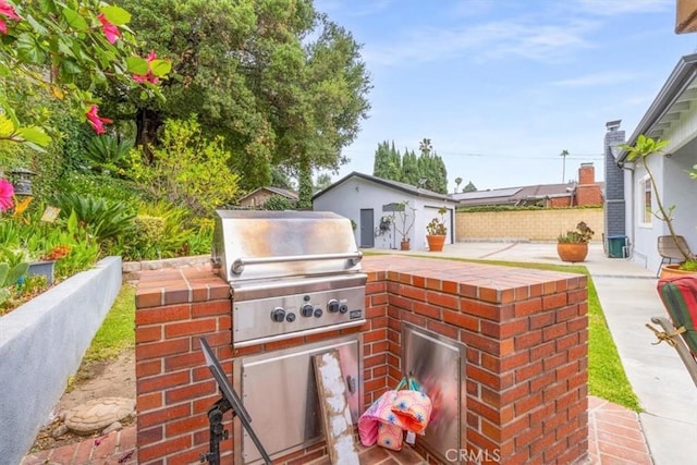 19921 Rambling Rd, Covina, CA 91724 - view of patio