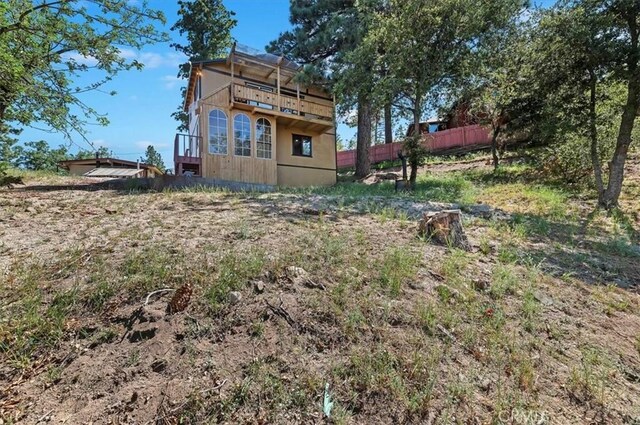26745 Hopkins Rd, Idyllwild, CA 92549 - back of property featuring a balcony