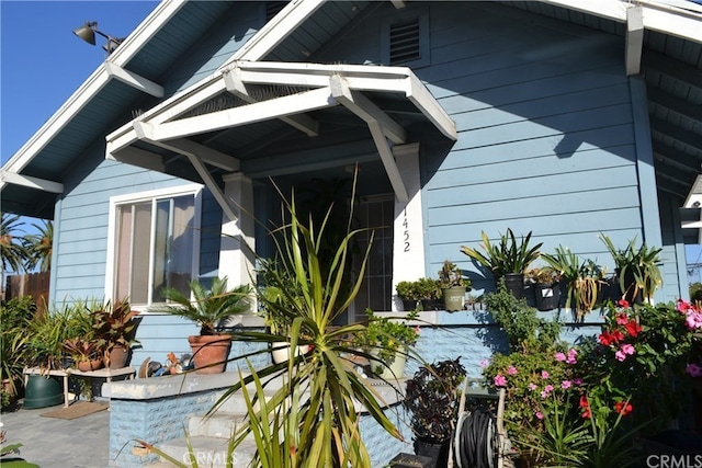 1452 Pacific Ave, Long Beach, CA 90813 - view of property entrance