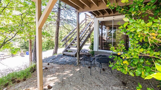 27638 St Bernard Ln, Lake Arrowhead, CA 92352 - view of patio featuring stairs