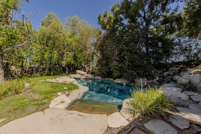 18269 Laurel View Dr, Yorba Linda, CA 92886 - swimming pool with a yard
