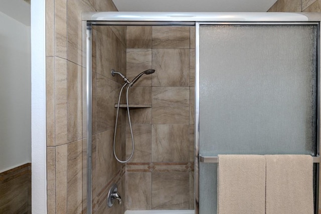 18269 Laurel View Dr, Yorba Linda, CA 92886 - bathroom featuring tiled shower