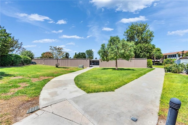 2119 Via Puerta Unit Q, Laguna Woods, CA 92637 - view of grassy yard