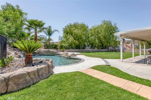 20128 Cavern Ct, Saugus, CA 91390 - view of swimming pool featuring a patio