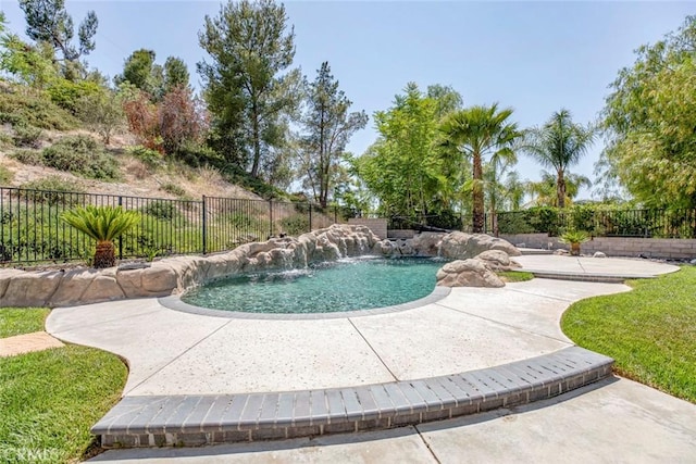 20128 Cavern Ct, Saugus, CA 91390 - view of pool with a fenced backyard and a patio