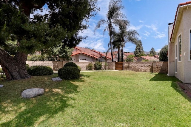 3016 Daphney Ct, Simi Valley, CA 93063 - view of fenced backyard