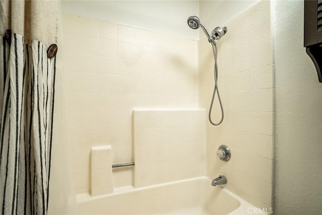 4201 W 5th St Unit 218, Santa Ana, CA 92703 - full bathroom with shower / bath combo with shower curtain