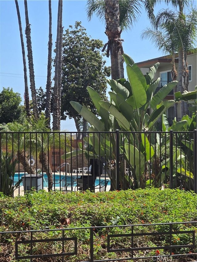 400 N Acacia Ave Unit D16, Fullerton, CA 92831 - view of property's community featuring a swimming pool