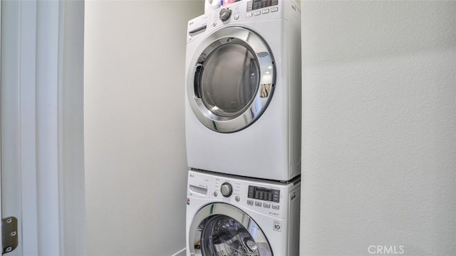 1207 Doheny Way, Dana Point, CA 92629 - laundry area featuring stacked washer / drying machine