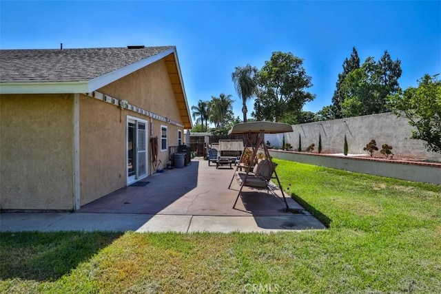 3012 Homer Cir, Jurupa Valley, CA 91752 - view of yard featuring a patio