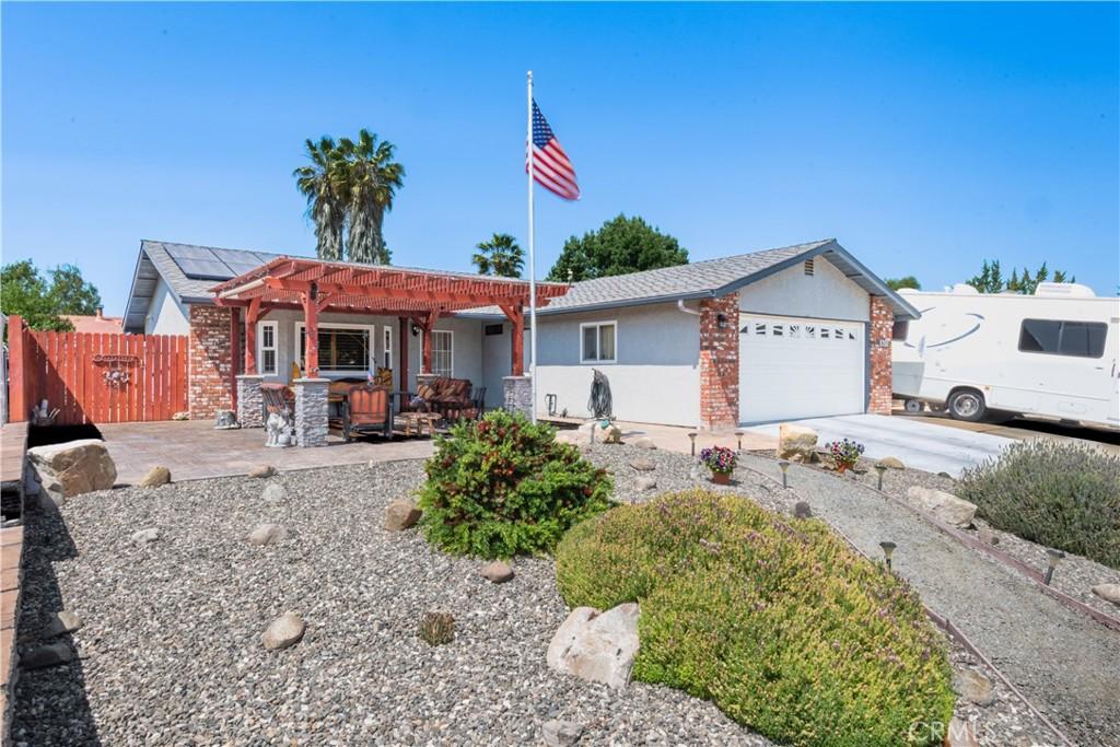 805 Hogan Pl, Paso Robles, CA 93446 - photo 1