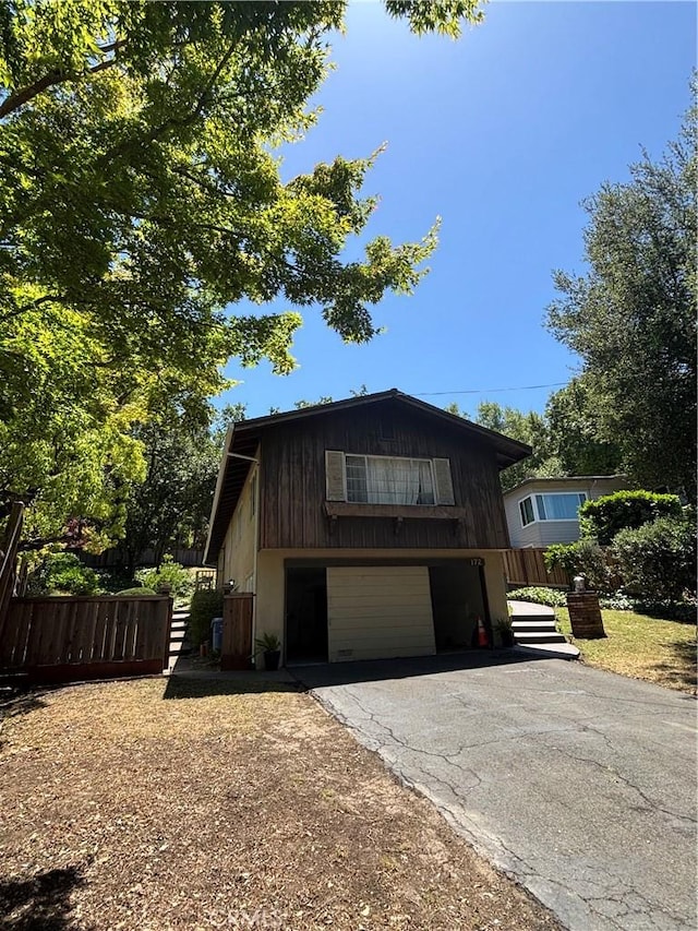 172 Camino Sobrante, Orinda, CA 94563 - photo 1