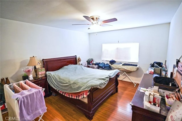 911 Genoa St, Monrovia, CA 91016 - bedroom with wood finished floors and ceiling fan