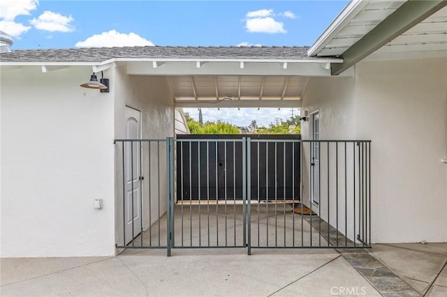 16801 Nordhoff St, Northridge, CA 91343 - view of gate