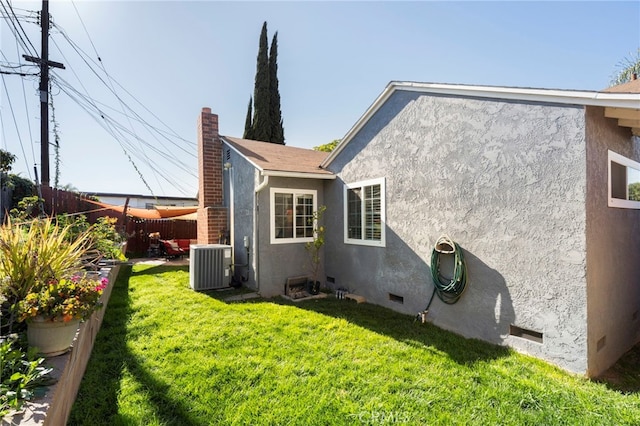 15326 Leffingwell Rd, Whittier, CA 90604 - rear view of house featuring stucco siding and crawl space