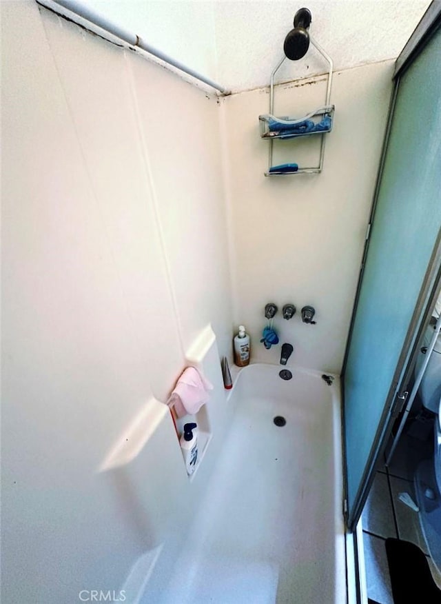 1136 Arapahoe St, Los Angeles, CA 90006 - view of bathroom