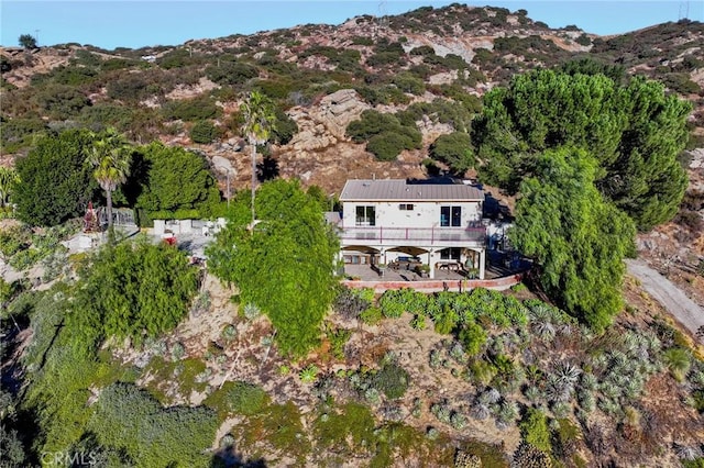801 Box Canyon Rd, Canoga Park, CA 91304 - aerial view of property and surrounding area featuring mountains