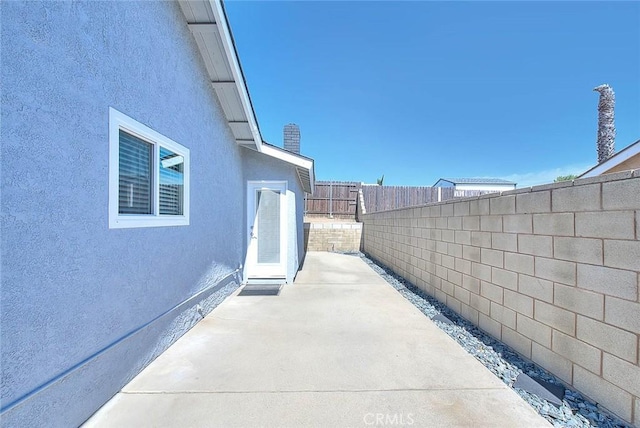 7747 Onyx Ave, Rancho Cucamonga, CA 91730 - fenced backyard featuring a patio