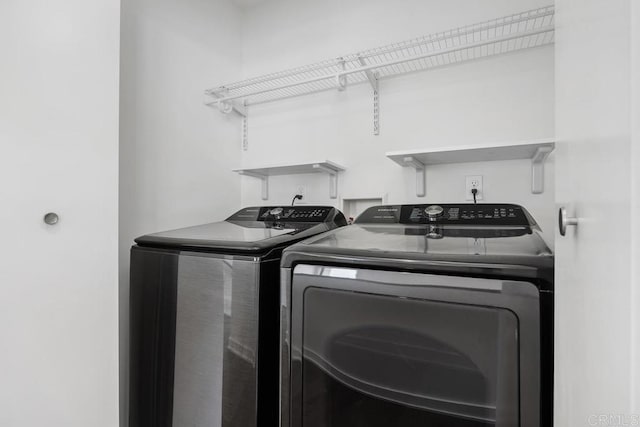 731 Valley Ave, Solana Beach, CA 92075 - laundry room featuring washer and dryer