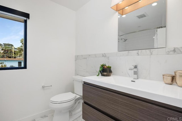 731 Valley Ave, Solana Beach, CA 92075 - full bath with marble finish flooring, vanity, and curtained shower