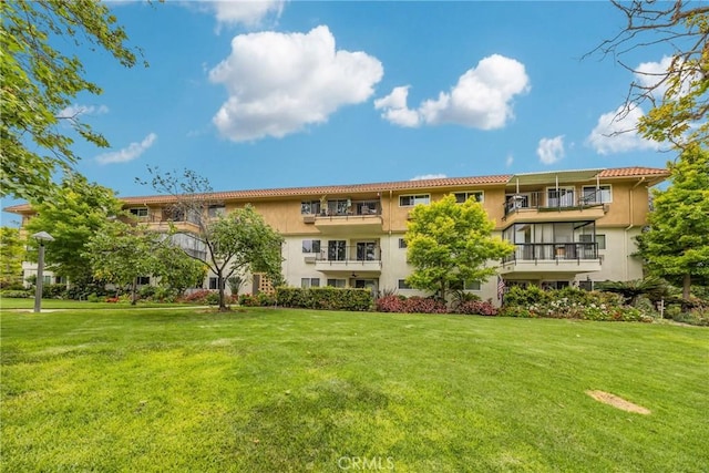 2394 Via Mariposa W Unit 2D, Laguna Woods, CA 92637 - photo 19