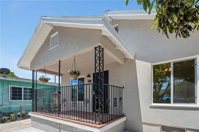 451 N Indiana St, Los Angeles, CA 90063 - property entrance with stucco siding