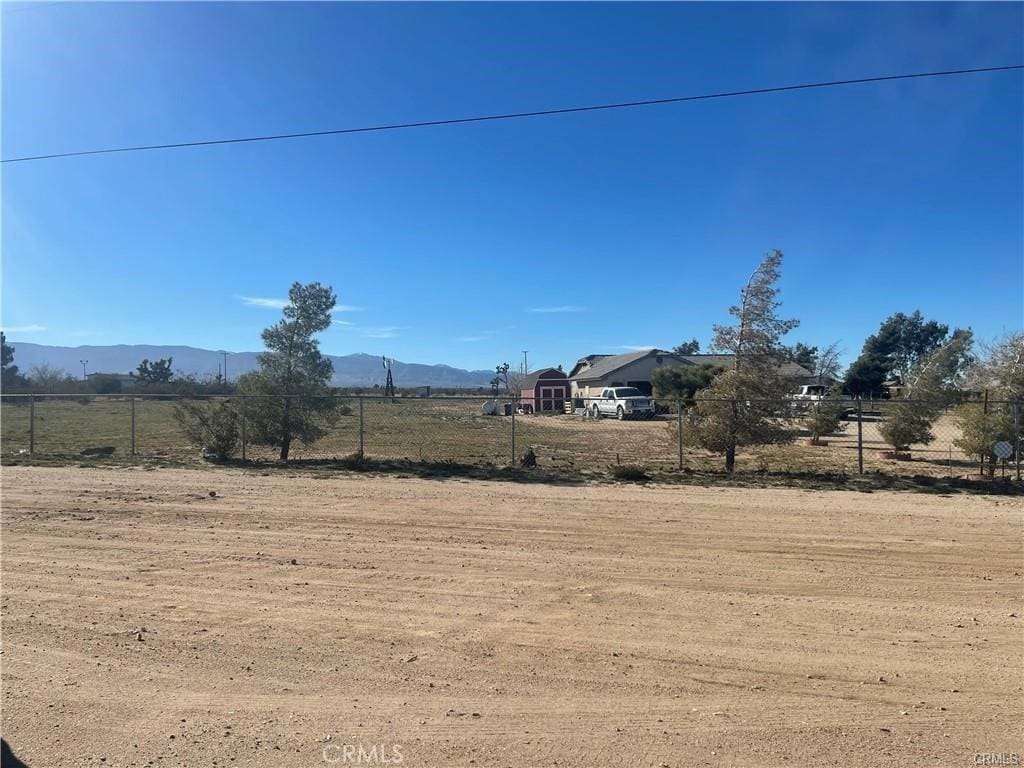 12238 Windermere Rd, Phelan, CA 92371 - photo 2
