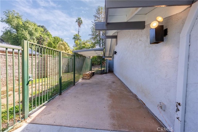 2110 Hathaway Pl, Riverside, CA 92506 - view of patio / terrace