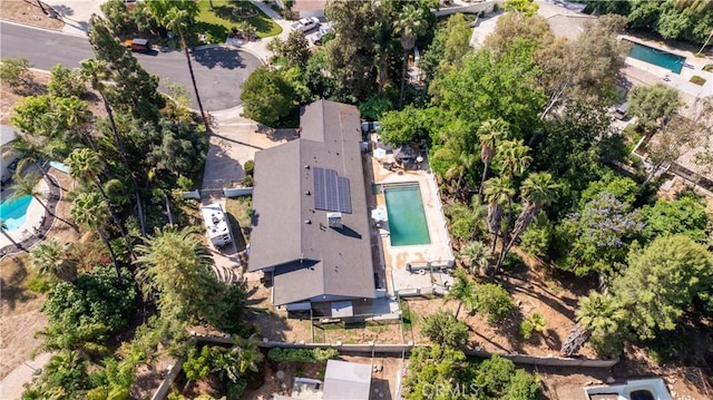 2110 Hathaway Pl, Riverside, CA 92506 - bird's eye view of a pool