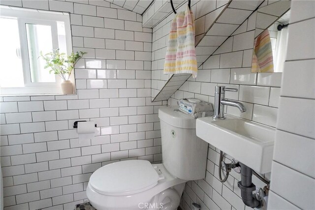 8924 Towne Ave, Los Angeles, CA 90003 - photo 11