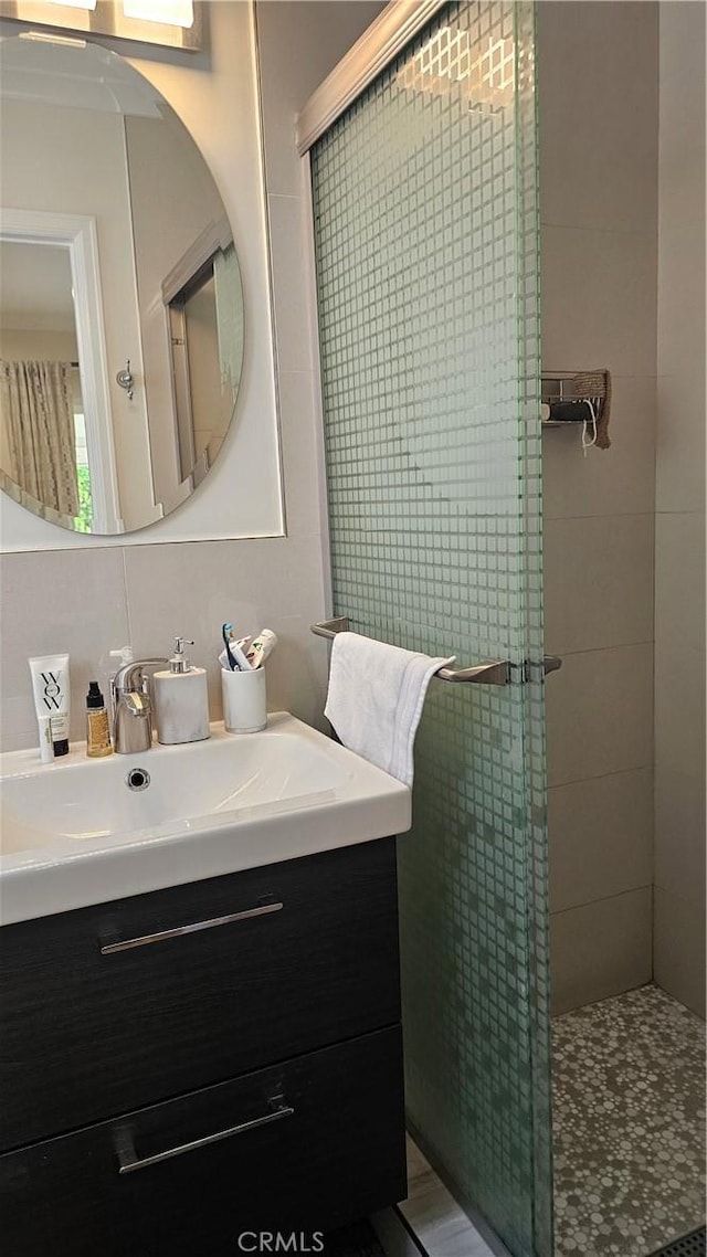 10407 Danube Ave, Granada Hills, CA 91344 - full bath featuring vanity and a stall shower