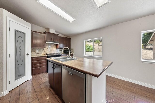 20250 Heartwood Ct, Hidden Valley Lake, CA 95467 - photo 19
