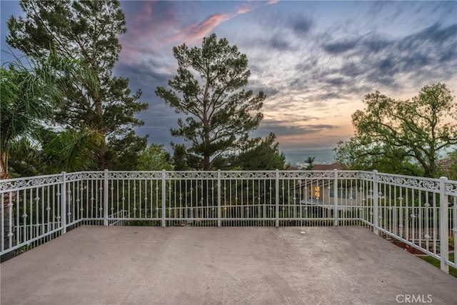 530 S Laureltree Dr, Anaheim Hills, CA 92808 - view of patio terrace at dusk