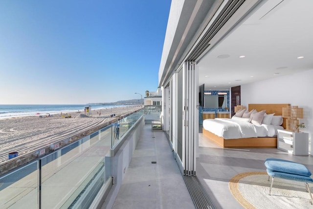 3879 Ocean Front Walk, San Diego, CA 92109 - balcony with a water view