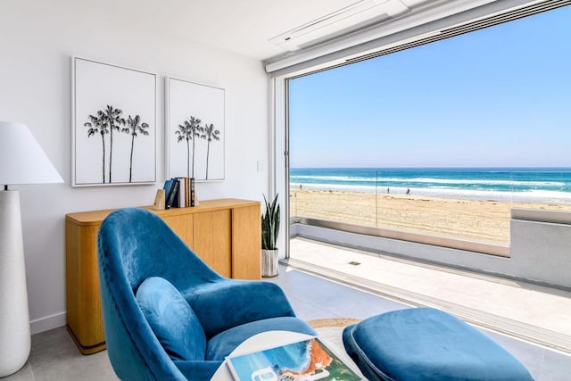 3879 Ocean Front Walk, San Diego, CA 92109 - living area with view of water and beach