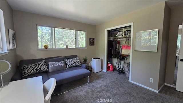 6286 Columbine Rd, Magalia, CA 95954 - carpeted living area featuring baseboards
