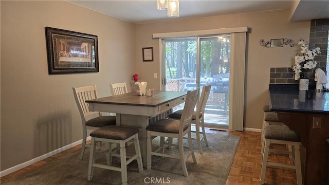 6286 Columbine Rd, Magalia, CA 95954 - dining area featuring baseboards