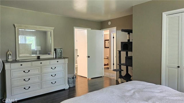 6286 Columbine Rd, Magalia, CA 95954 - bedroom featuring dark wood-style floors and a closet