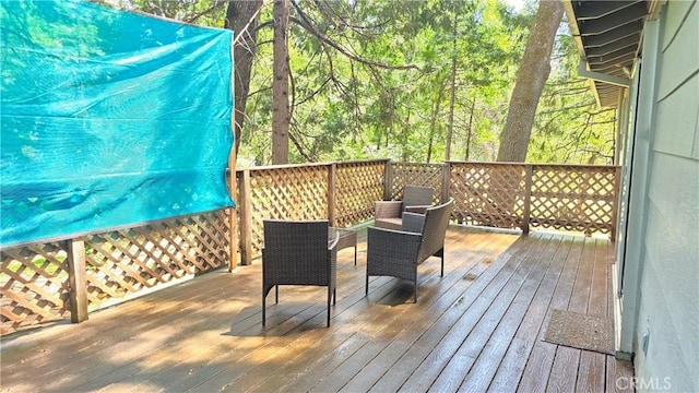 6286 Columbine Rd, Magalia, CA 95954 - view of wooden deck