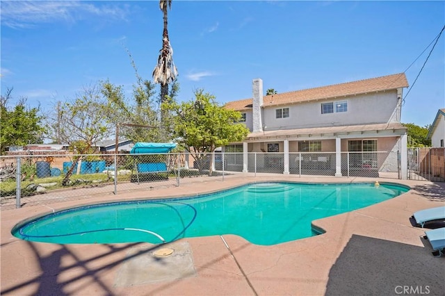 9021 Oneida Ave, Sun Valley, CA 91352 - view of swimming pool with a patio