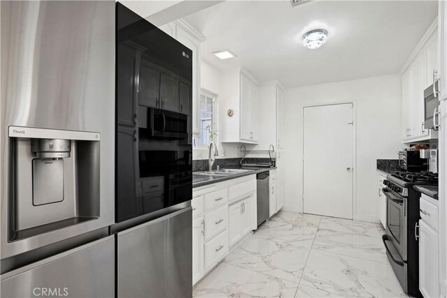 9021 Oneida Ave, Sun Valley, CA 91352 - photo 3