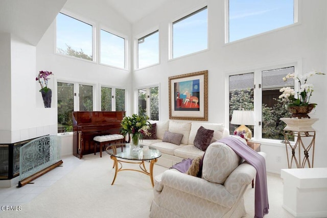 2911 Butter Creek Dr, Pasadena, CA 91107 - tiled living area with a high ceiling