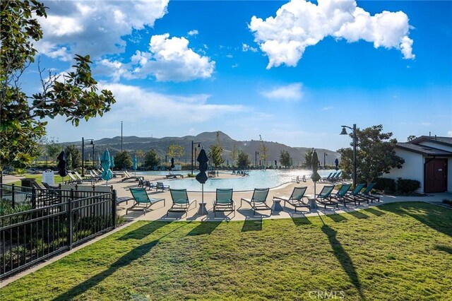 843 Longhorn Way, Rancho Mission Viejo, CA 92694 - view of swimming pool with a mountain view
