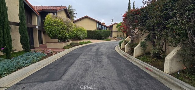 1364 Park Plaza Dr, Long Beach, CA 90804 - view of asphalt street featuring curbs
