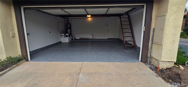 1364 Park Plaza Dr, Long Beach, CA 90804 - garage featuring concrete driveway